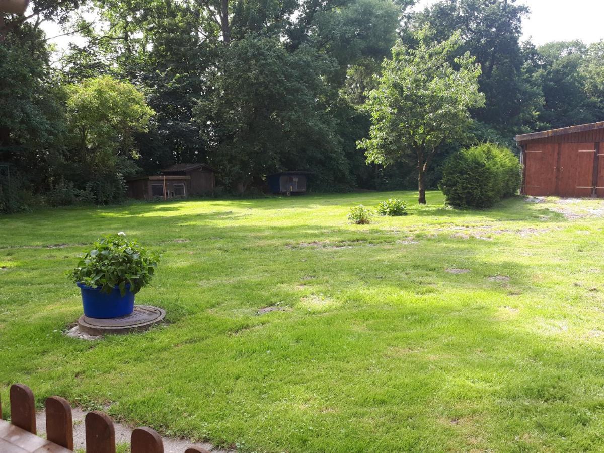Ferienwohnung Auf Einem Gutshof Nordenham Exteriör bild