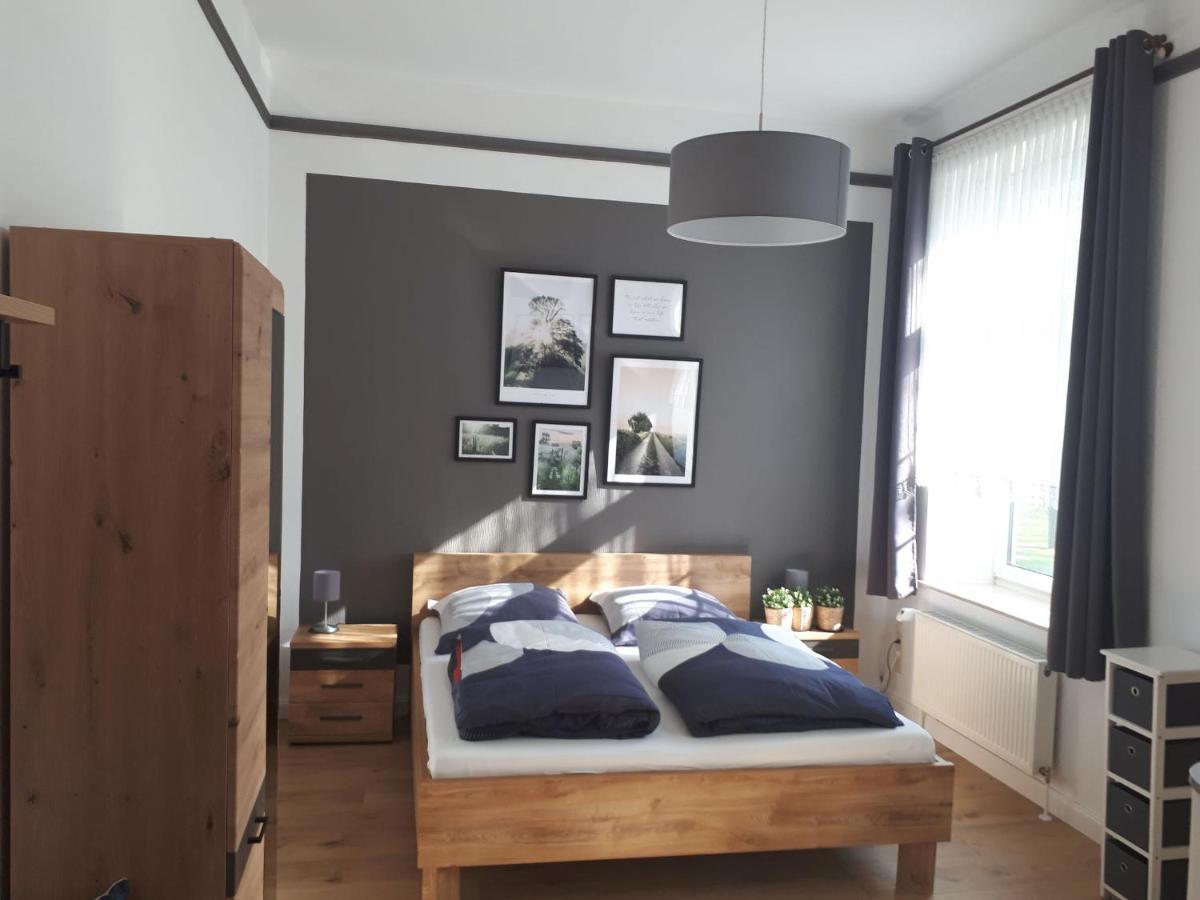 Ferienwohnung Auf Einem Gutshof Nordenham Exteriör bild